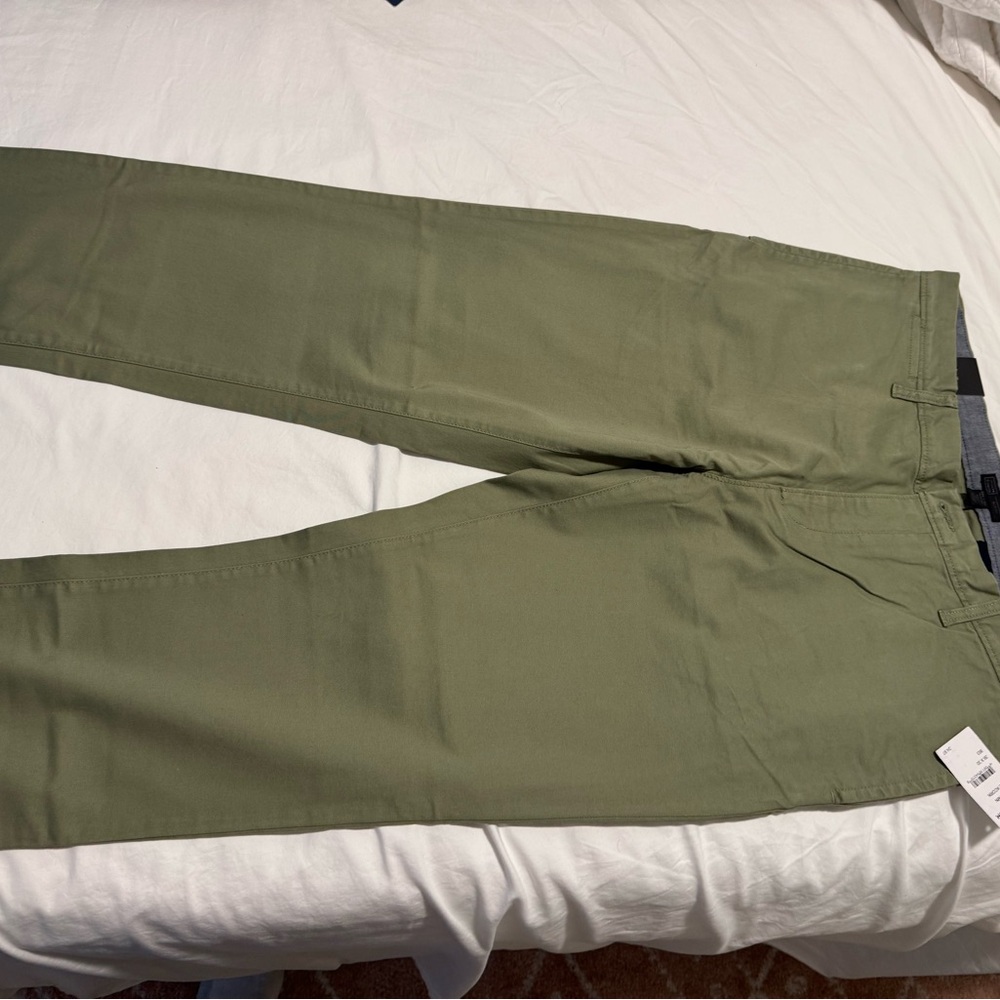Nordstrom Green Chinos Sturdy Cotton Blend